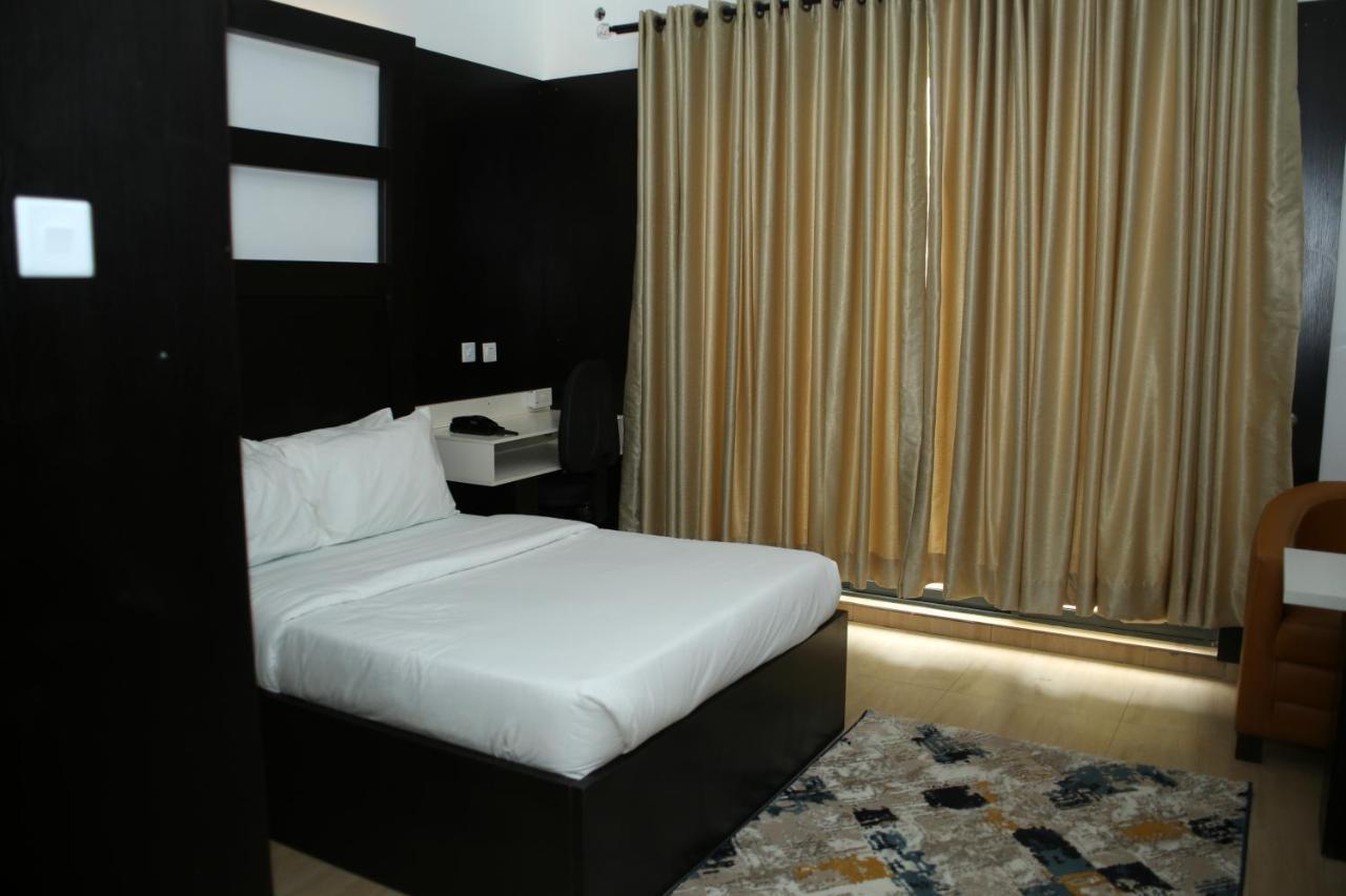 Hotel Capitol 이케야 외부 사진