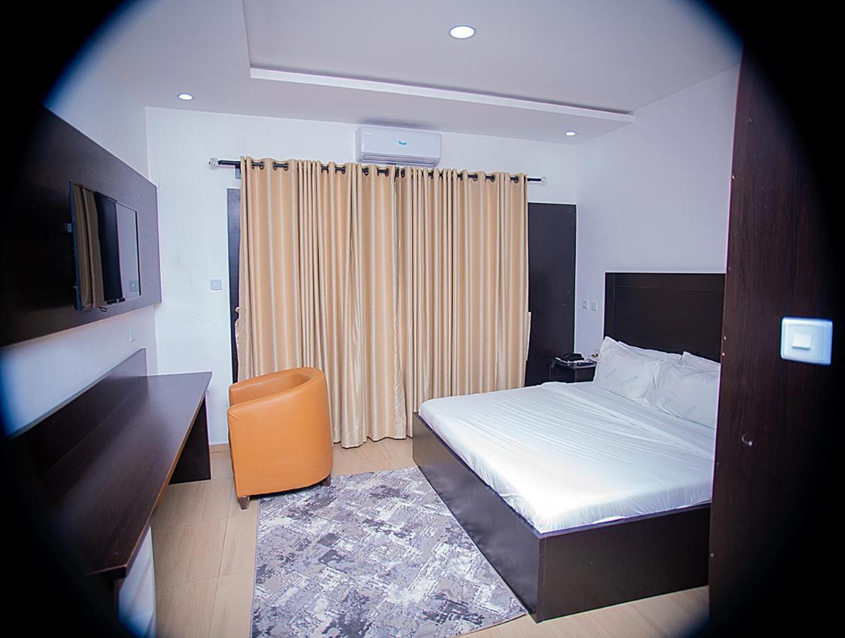 Hotel Capitol 이케야 외부 사진